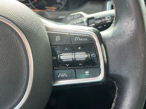 Used 2022 Kia Sorento EX w/ Panoramic Sunroof Package image 24