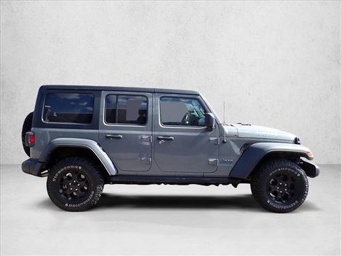 Used 2023 Jeep Wrangler Unlimited w/ Cold Weather Group AWD/4WD image 15