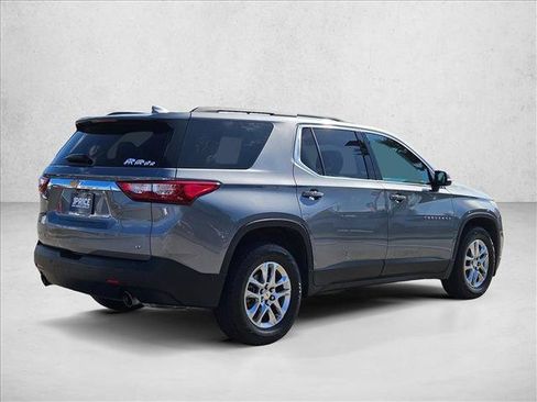 Used 2020 Chevrolet Traverse LT FWD image 5