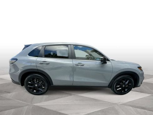 Used 2025 Honda HR-V Sport image 9