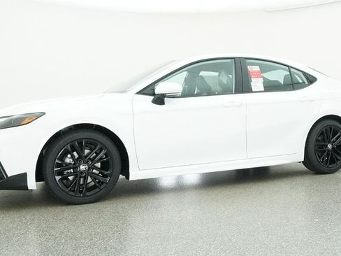 New 2026 Toyota Camry SE FWD image 46