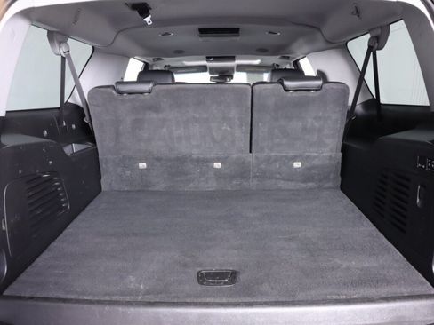 Used 2019 Chevrolet Suburban LT AWD/4WD image 33