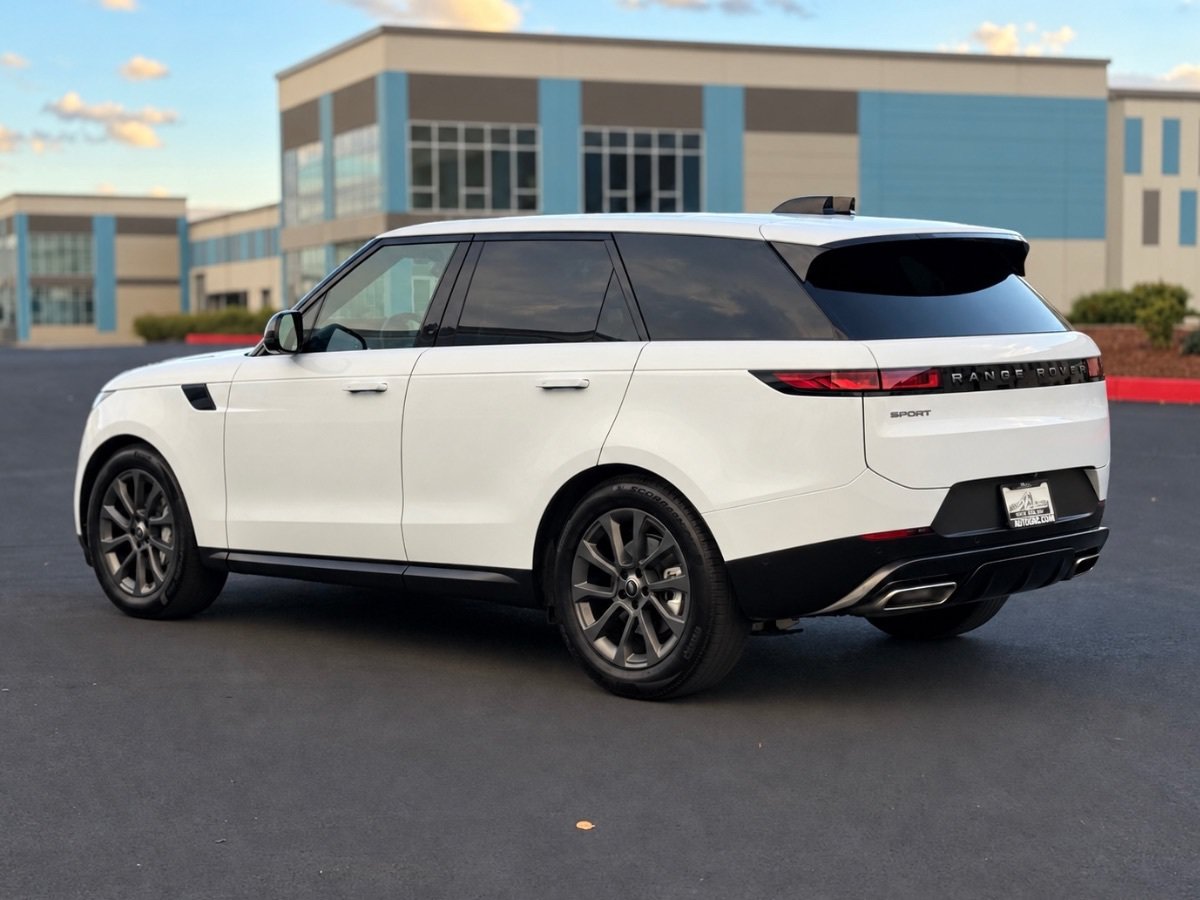 Used 2025 Land Rover Range Rover Sport AWD/4WD image 6
