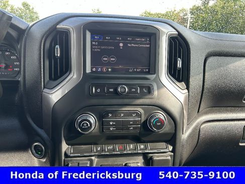 Used 2024 Chevrolet Silverado 2500 Custom w/ Custom Convenience Package AWD/4WD image 18