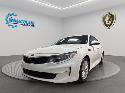 Used 2018 Kia Optima LX w/ 17" Alloy Wheels Package