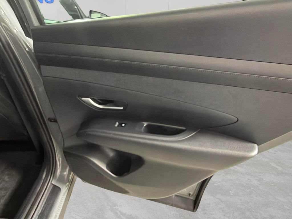 Used 2025 Hyundai Tucson SEL FWD image 34