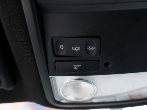 Used 2010 Volkswagen GTI 4-Door image 26