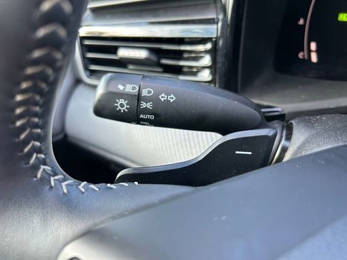 Used 2025 Toyota Camry SE w/ Multimedia Upgrade Package FWD image 23