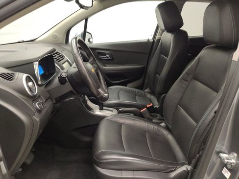 Used 2015 Chevrolet Trax LTZ FWD image 17
