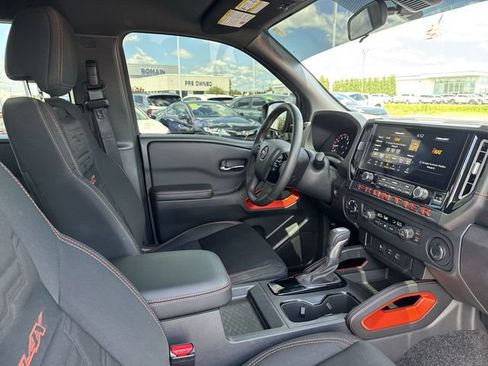 Used 2025 Nissan Frontier PRO-4X w/ Interior Protection Package AWD/4WD image 18