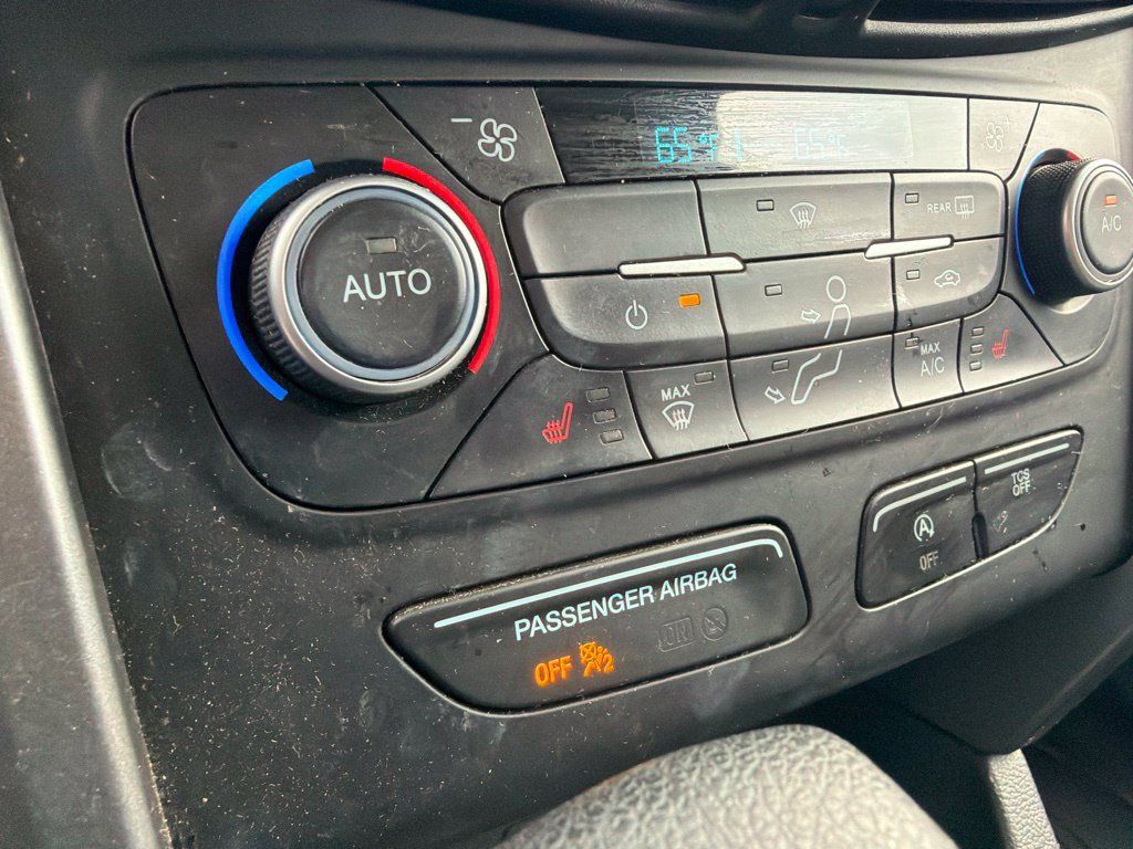 Used 2018 Ford Escape SE FWD image 16
