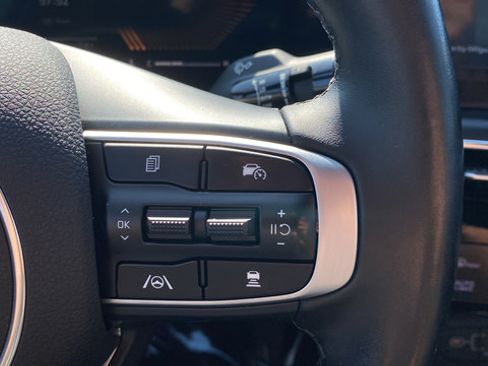 Certified 2025 Kia K5 GT-Line AWD/4WD image 34