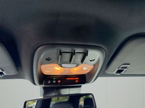 New 2025 GMC Canyon Elevation w/ Convenience Package image 30