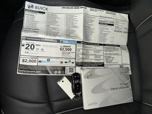Used 2020 Buick Enclave Avenir w/ Avenir Technology Package AWD/4WD image 19