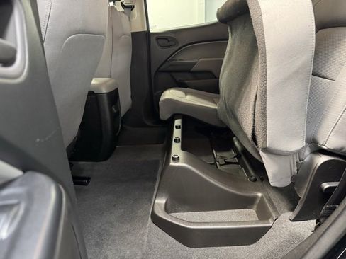 Used 2022 Chevrolet Colorado W/T w/ Custom Special Edition image 24