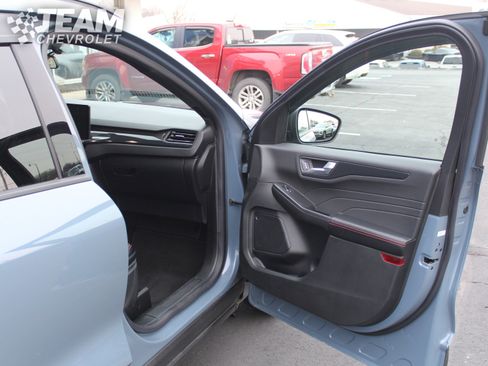 Used 2025 Ford Escape ST-Line w/ Tech Pack #1 image 26