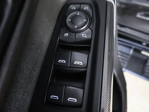 Used 2022 GMC Sierra 1500 AT4 image 30