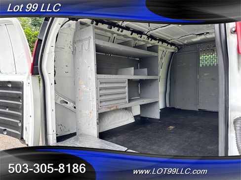 Used 2019 Chevrolet Express 3500 w/ Driver Convenience Package image 22