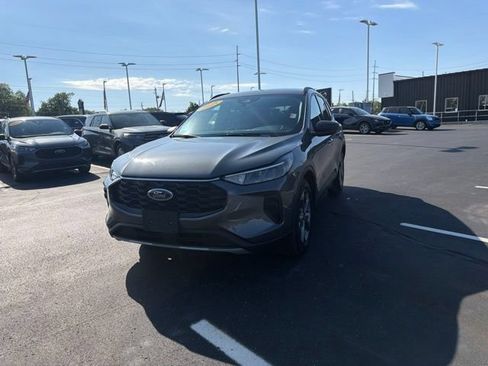 Used 2025 Ford Escape ST-Line FWD image 22