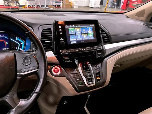 Used 2024 Honda Odyssey EX-L image 6