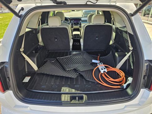 Used 2023 Kia Sorento SX Prestige image 14