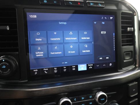 Used 2024 Ford F350 Lariat w/ Lariat Ultimate Package AWD/4WD image 61