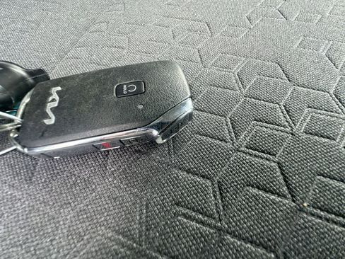 Used 2024 Kia Seltos S FWD image 28