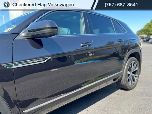 Used 2024 Volkswagen Atlas Cross Sport SEL Premium R-Line w/ Adventure Package AWD/4WD image 3
