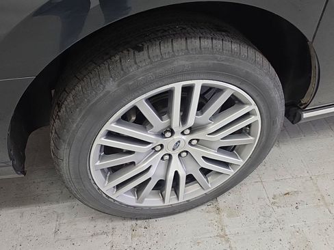 Used 2022 Ford Expedition Max Platinum AWD/4WD image 24