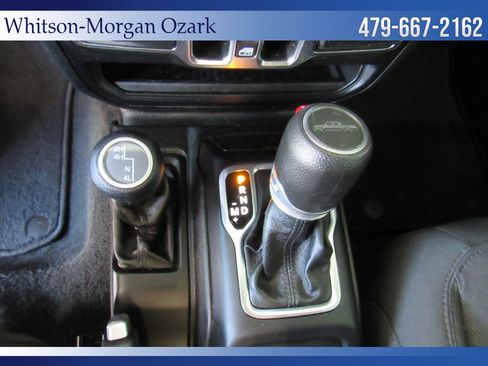 Used 2020 Jeep Gladiator Sport w/ Quick Order Package 24S AWD/4WD image 40