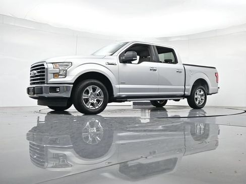 Certified 2017 Ford F150 XLT w/ Equipment Group 301A Mid RWD image 44