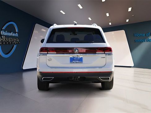 New 2026 Volkswagen Atlas SEL image 6
