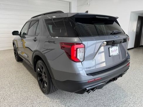 Used 2022 Ford Explorer ST w/ Equipment Group 401A AWD/4WD image 4