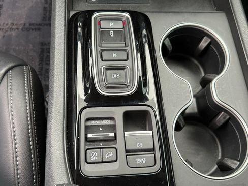 Used 2023 Honda Pilot Touring image 27