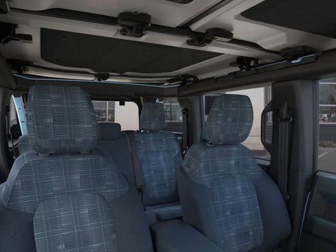 Used 2025 Ford Bronco Heritage Edition image 12