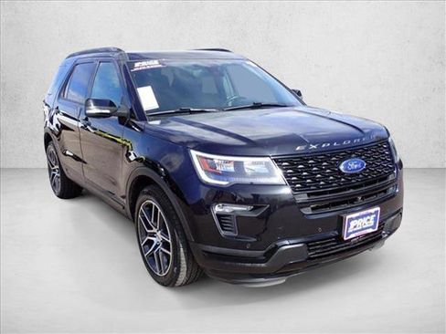 Used 2019 Ford Explorer Sport w/ Equipment Group 401A AWD/4WD image 6