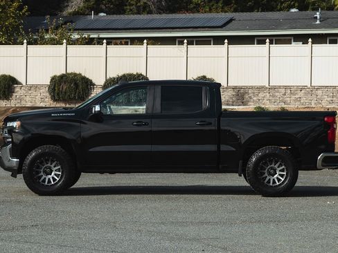 Used 2020 Chevrolet Silverado 1500 LT w/ All-Star Edition image 5