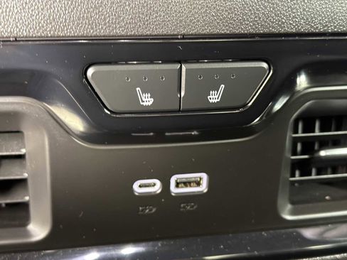 Certified 2024 GMC Sierra 1500 AT4X image 21