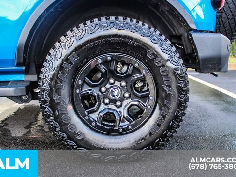 Used 2024 Ford Bronco Wildtrak image 16