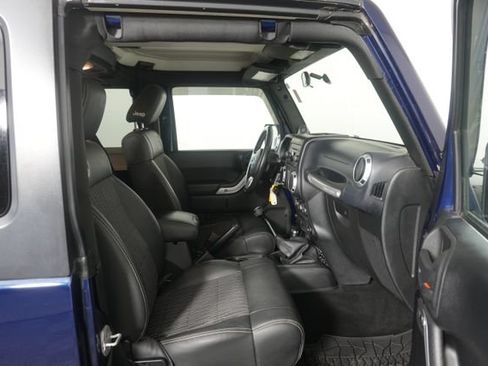 Used 2012 Jeep Wrangler Sport AWD/4WD image 17