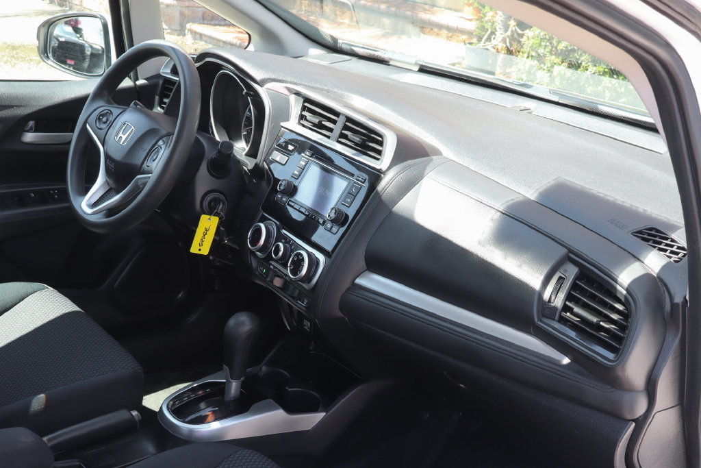 Used 2019 Honda Fit LX image 35
