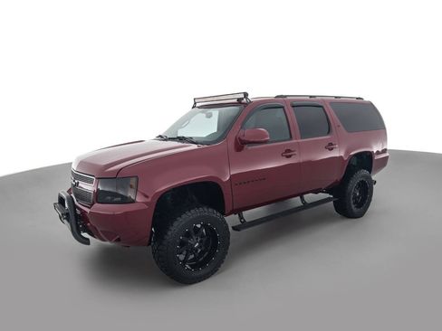 Used 2007 Chevrolet Suburban LT AWD/4WD image 9