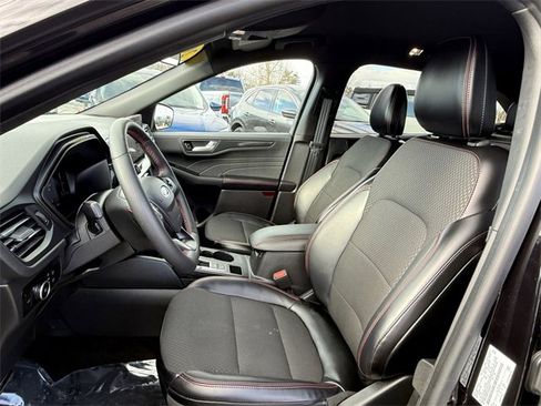 Certified 2024 Ford Escape ST-Line Select w/ Tech Pack #1 image 6