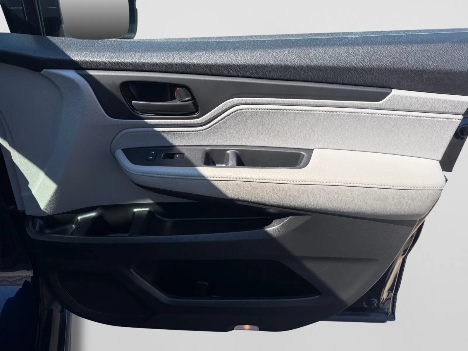 Used 2021 Honda Odyssey EX image 31