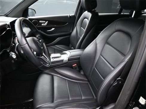 Used 2022 Mercedes-Benz GLC 300 GLC 300 image 33