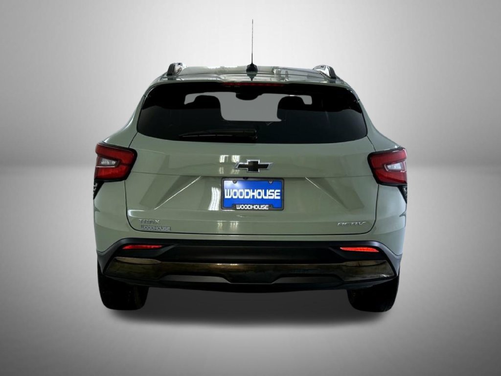 Certified 2025 Chevrolet Trax ACTIV FWD image 7