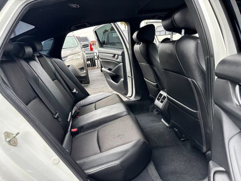 Used 2019 Honda Accord Sport image 13