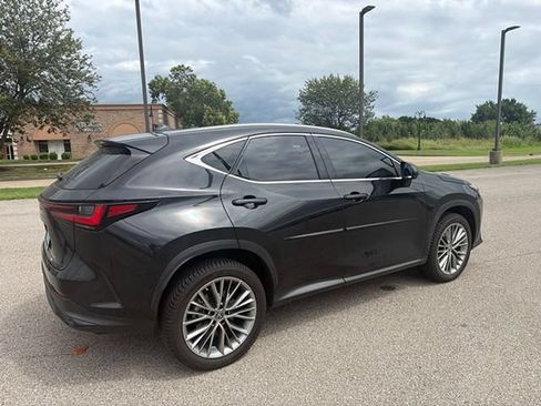 Used 2022 Lexus NX 350h AWD w/ Vision Package image 13
