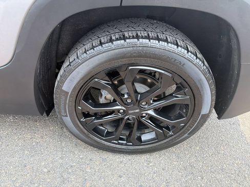 Used 2020 GMC Terrain SLE AWD/4WD image 30