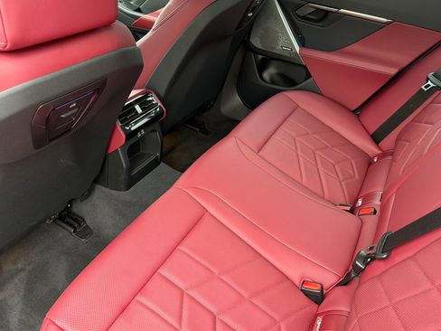 Used 2024 BMW 530i w/ M Sport Package image 15